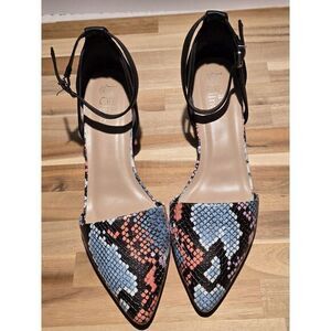 Jessica‎ Cline Women's Snake Print Heels Size 9M